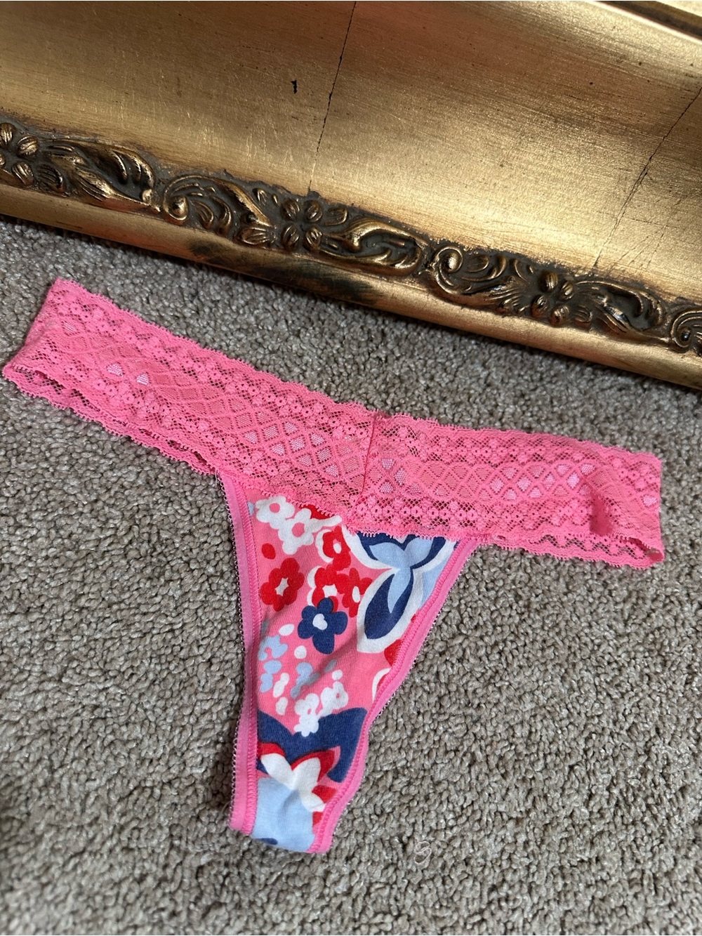 New Victoria's Secret 2011 Cotton Lingerie Low Rise Thong XS Pink Floral Lace